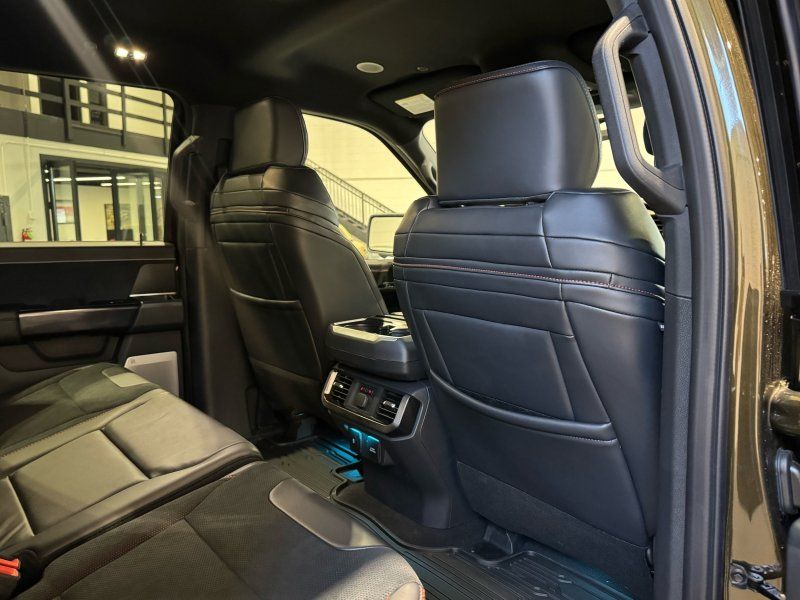 2025 Ford F-150 Raptor, photo 17