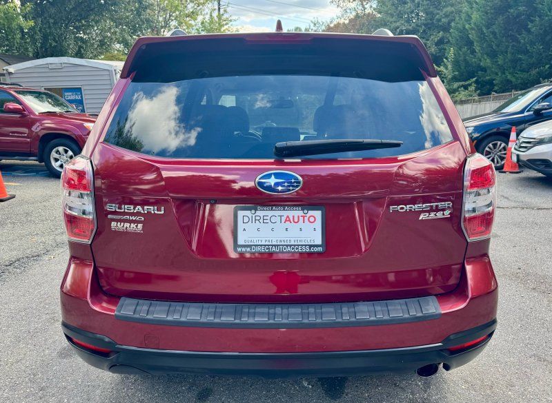 2016 Subaru Forester 2.5i Limited photo 3