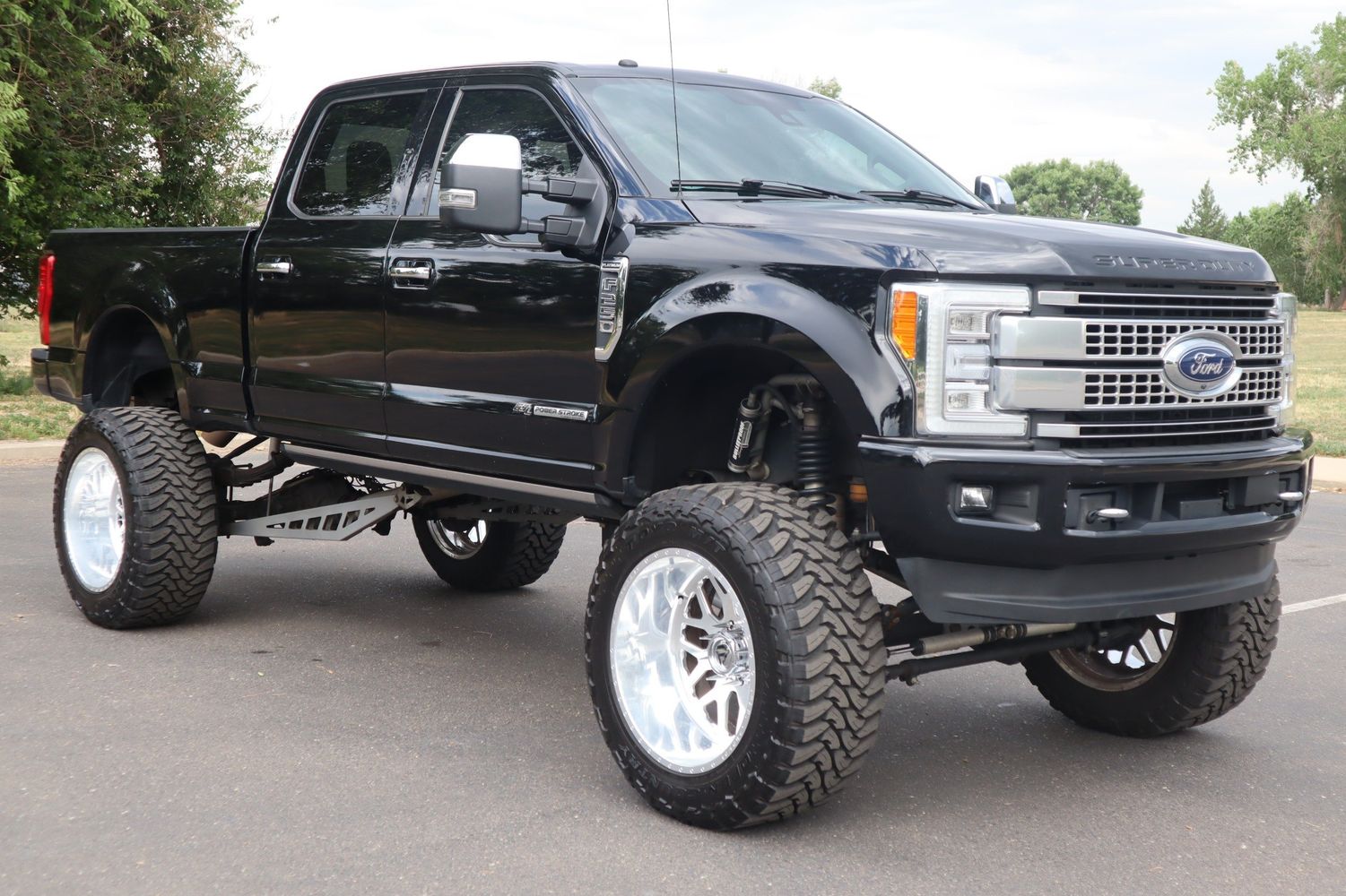 2017 Ford F-250 Super Duty Platinum | Victory Motors of Colorado