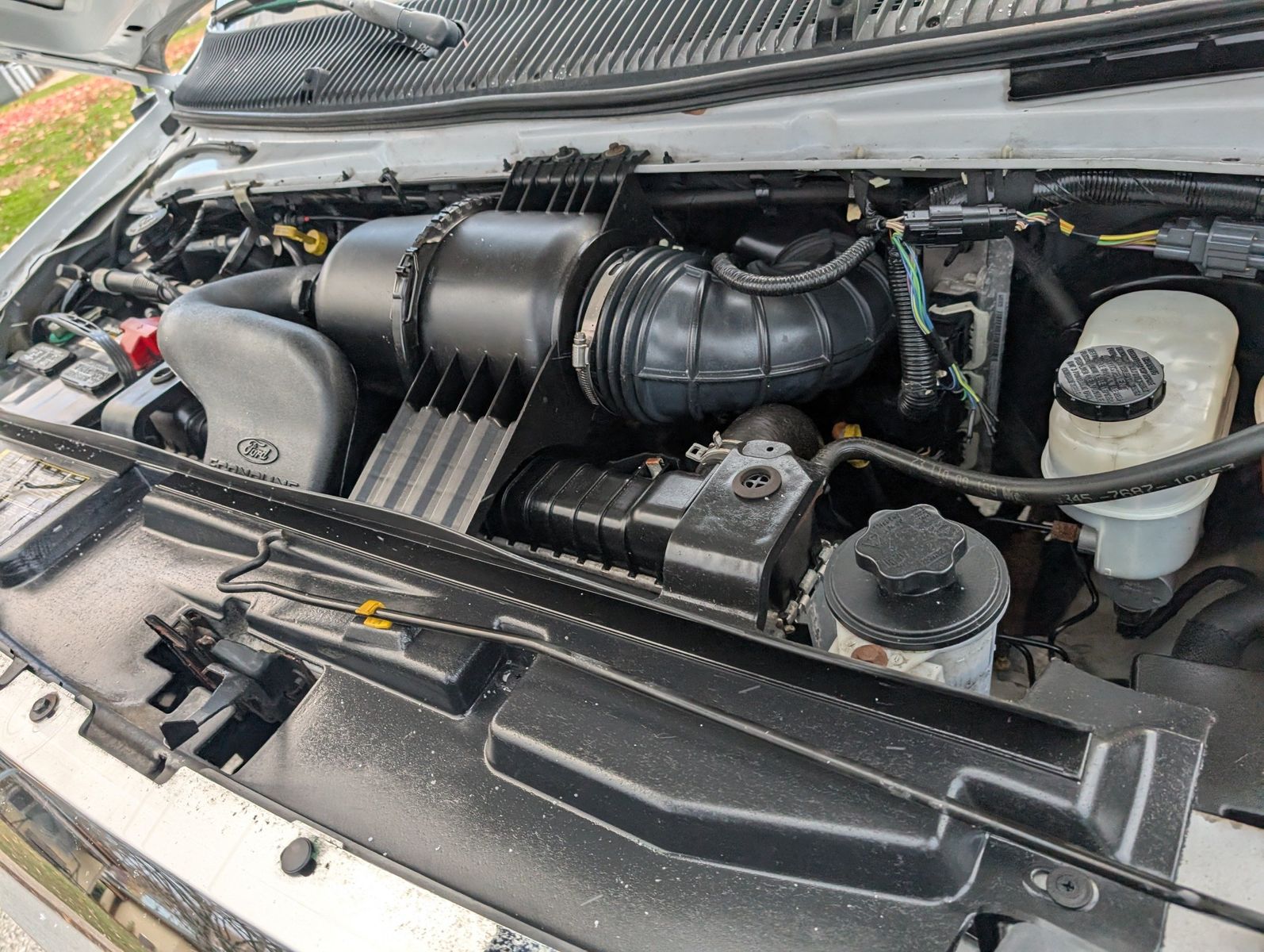 2015 Ford E-Series 92