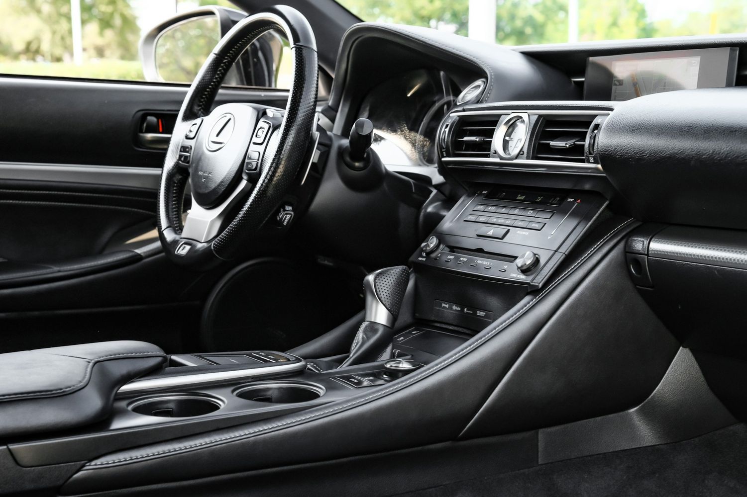 2017 Lexus RC 350 F SPORT photo 19