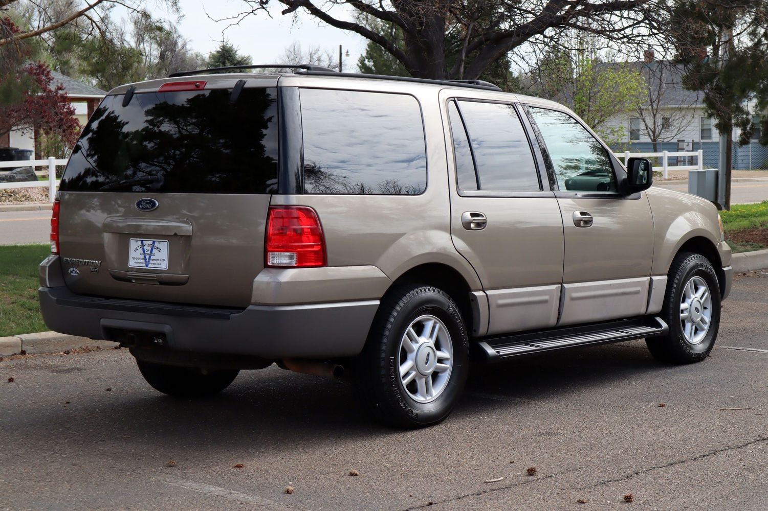 2003 Ford Expedition XLT | Victory Motors of Colorado