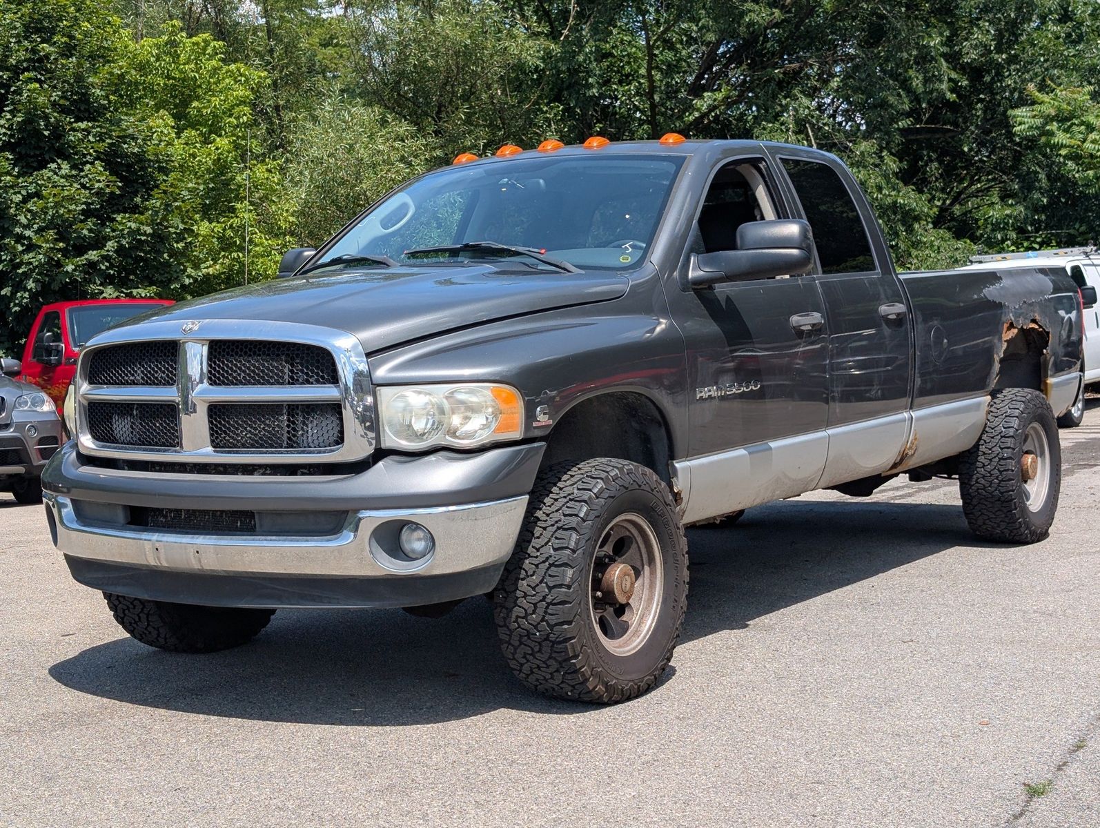 2004 Dodge Ram 3500 9