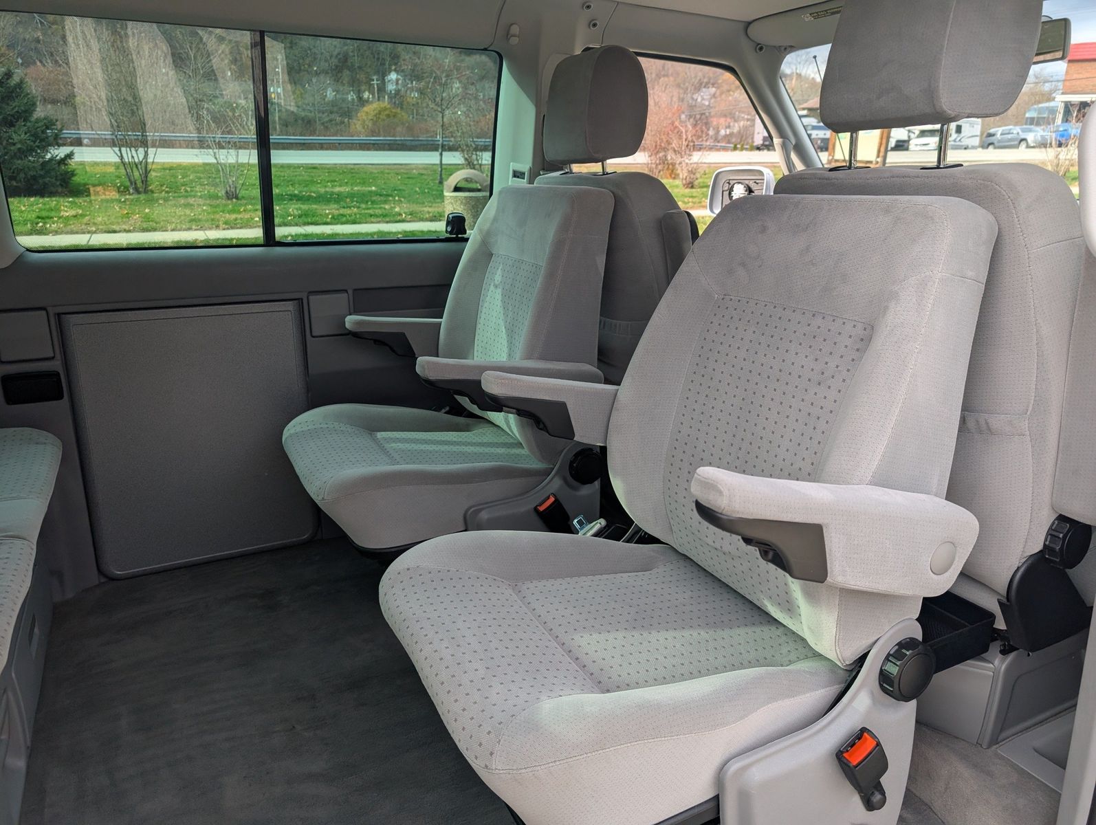 2003 Volkswagen EuroVan 159