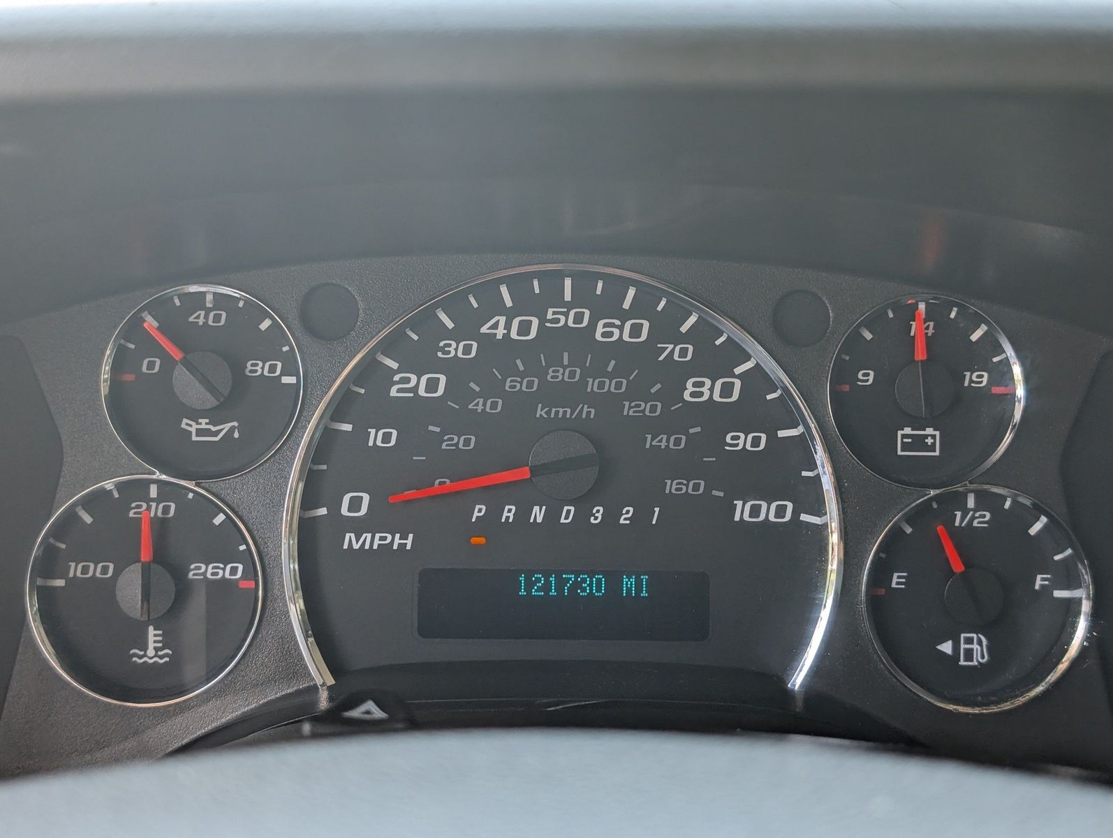 2009 Chevrolet Express Cutaway 76