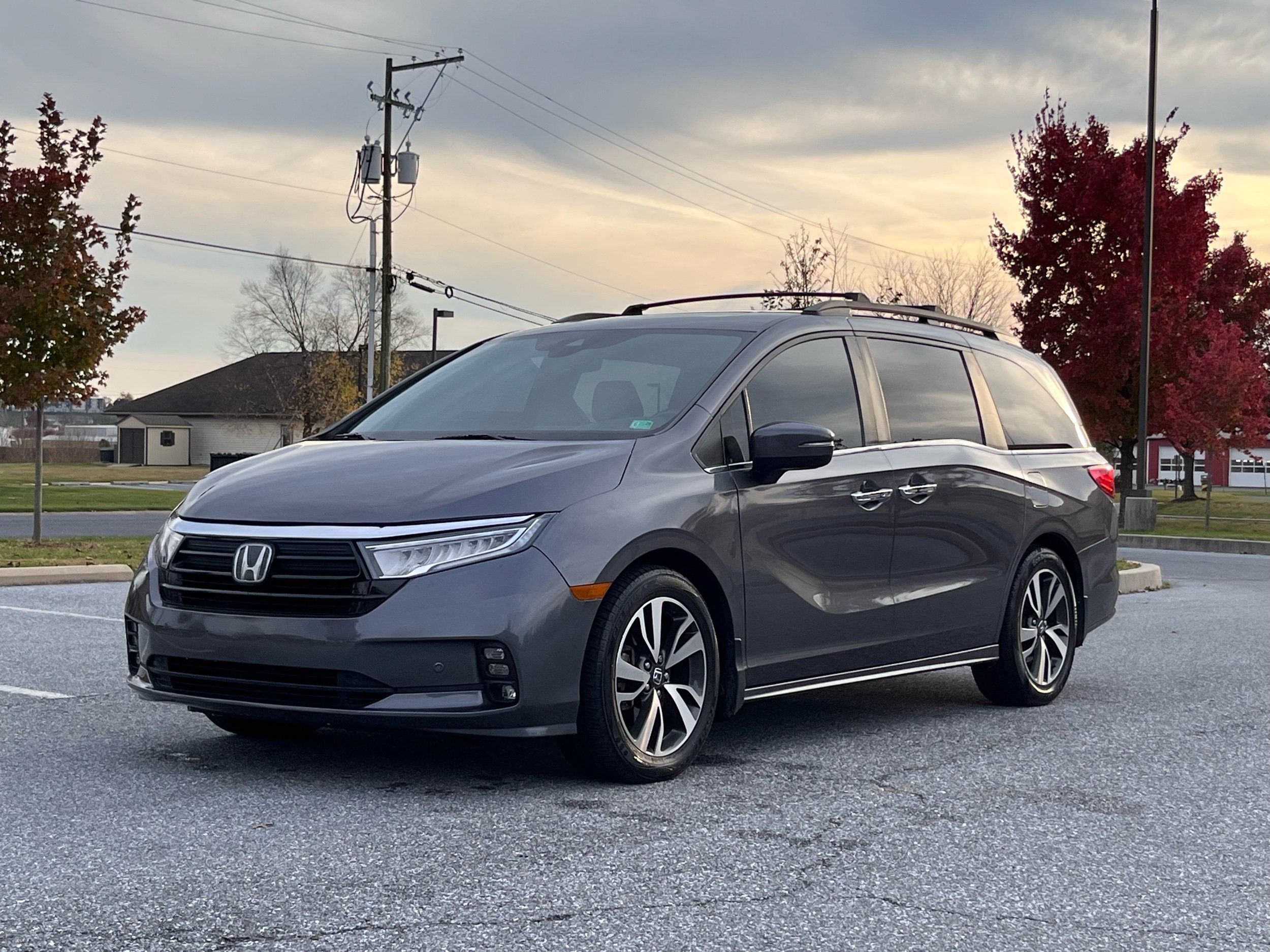 2021 Honda Odyssey Touring photo 3