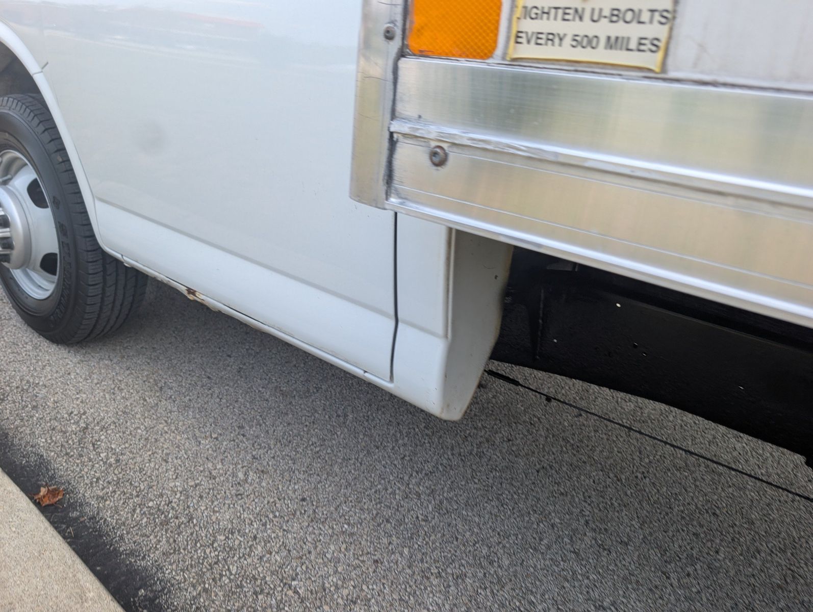 2004 Chevrolet Express Cutaway 60