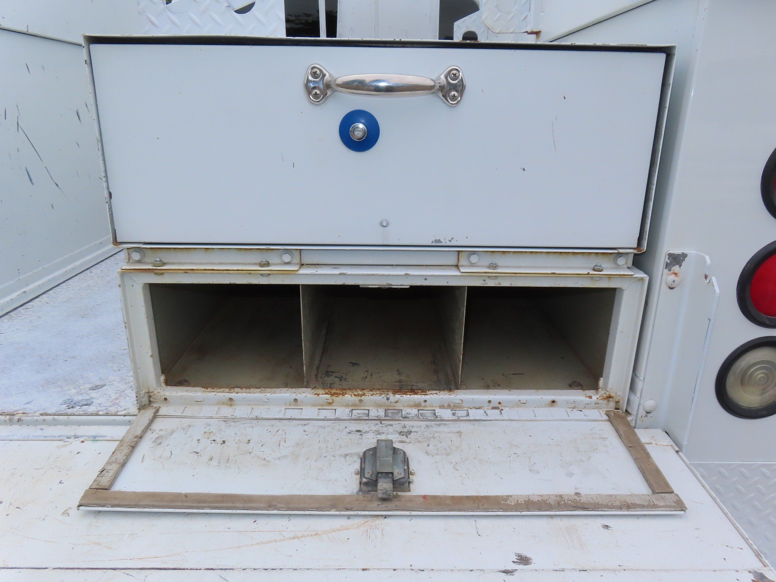 2009 Ford F-350 Super Duty XL - Photo 40