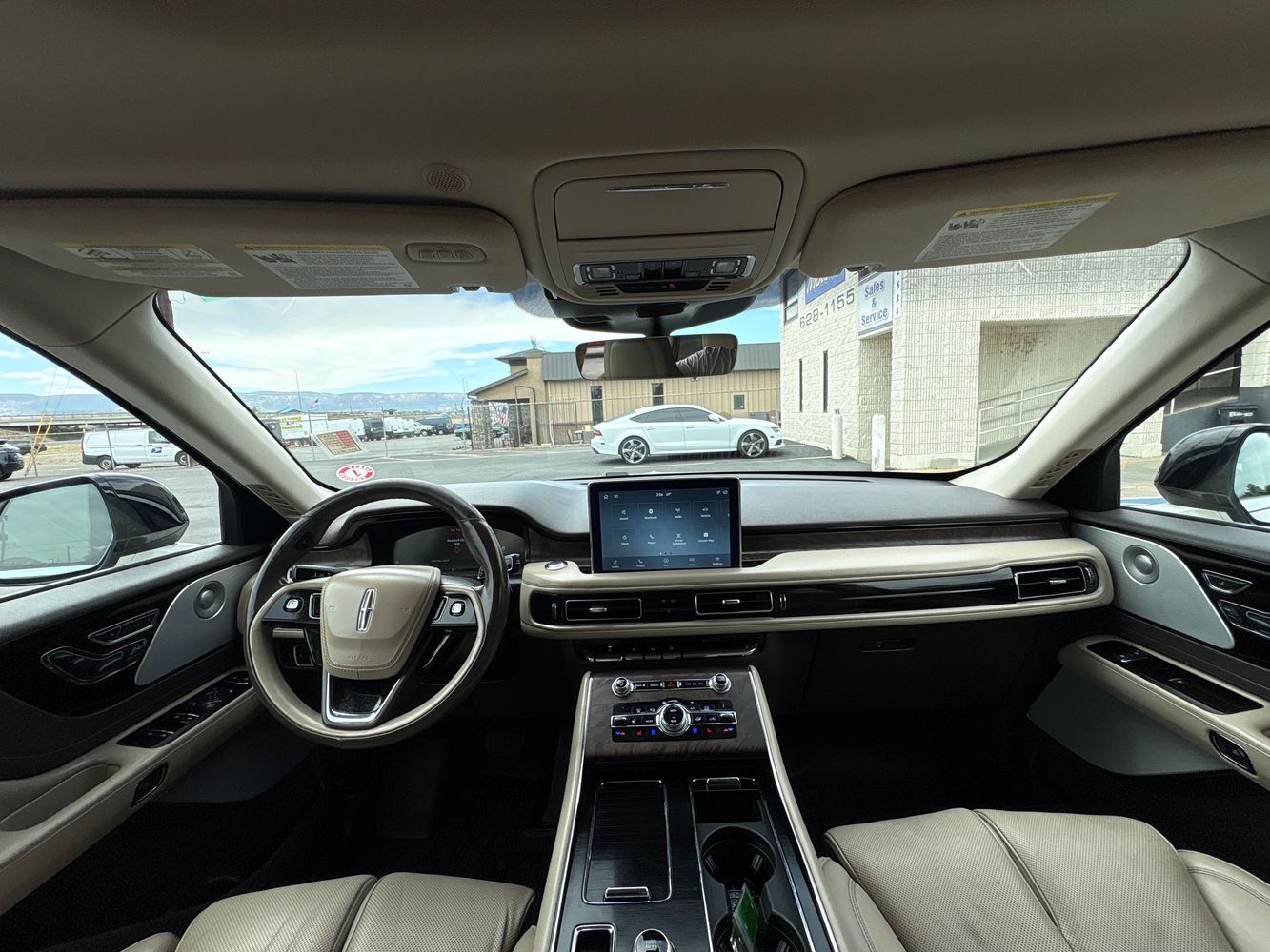 2020 Lincoln Aviator Reserve photo 16