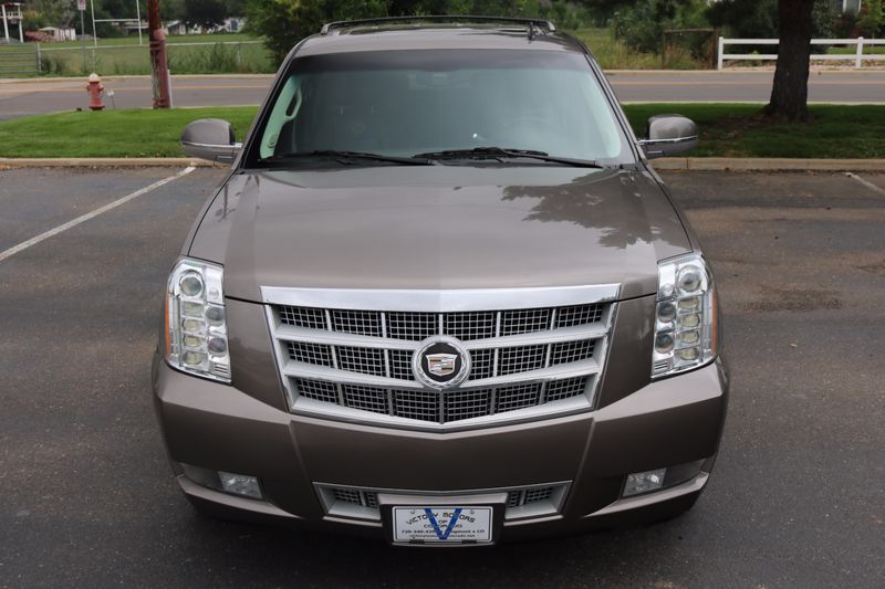 2012 Cadillac Escalade ESV Platinum Edition | Victory Motors of
