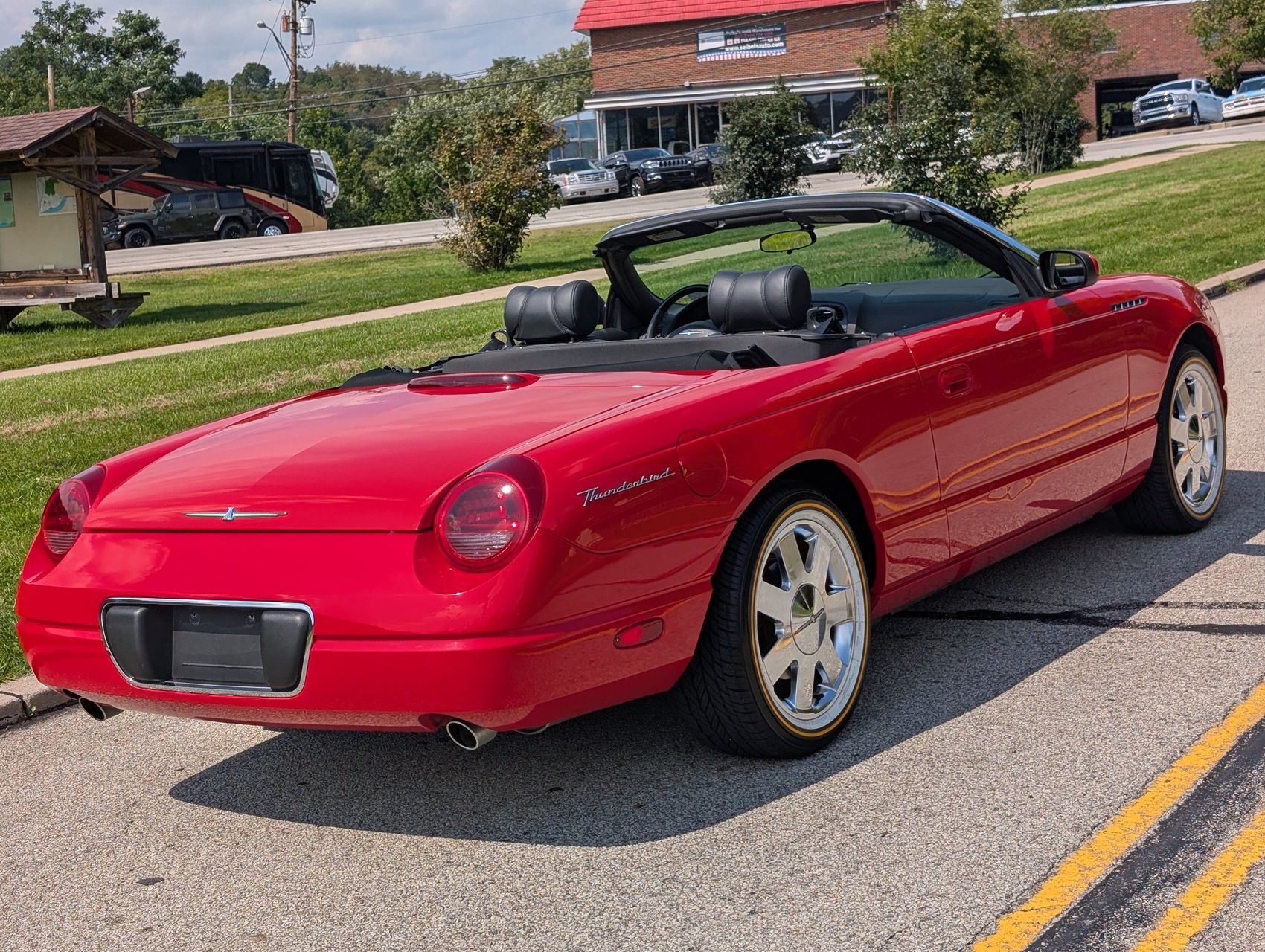 2002 Ford Thunderbird 64