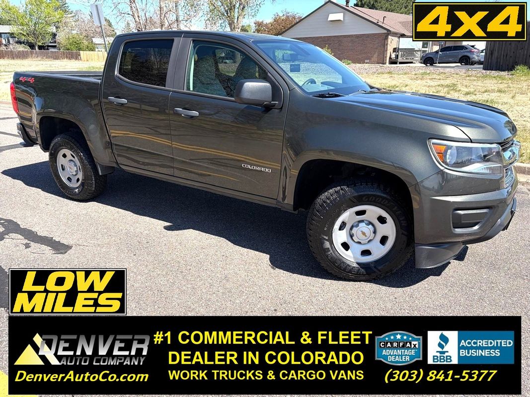 Gray 2018 Chevrolet Colorado Work Truck Crew Cab 4WD Pickup Truck Four-Wheel Drive 8-Speed Automatic