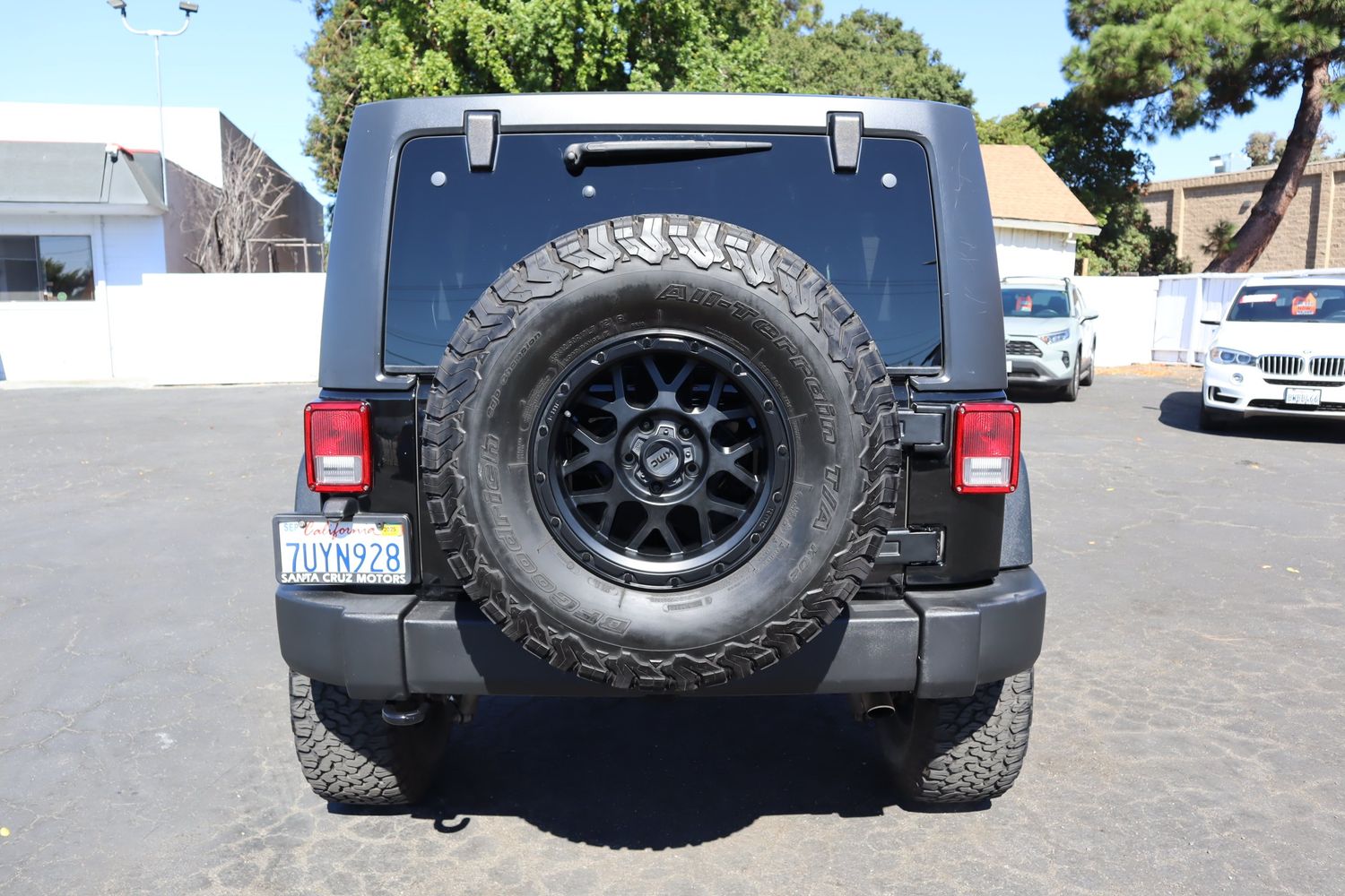 2016 Jeep Wrangler Unlimited Sport S photo 5