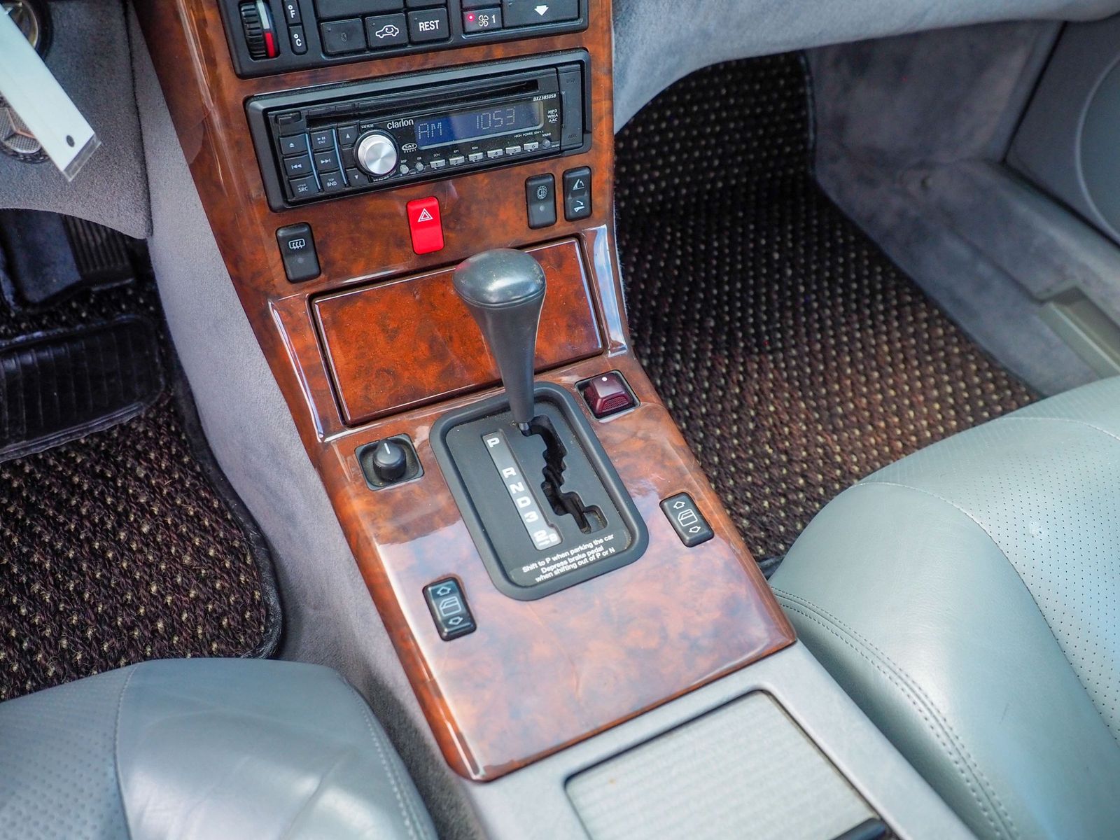 1992 Mercedes-Benz 500-Class 59