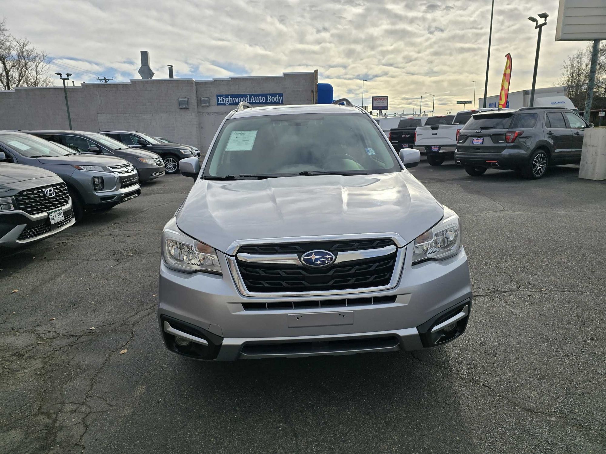 2018 Subaru Forester Premium photo 18