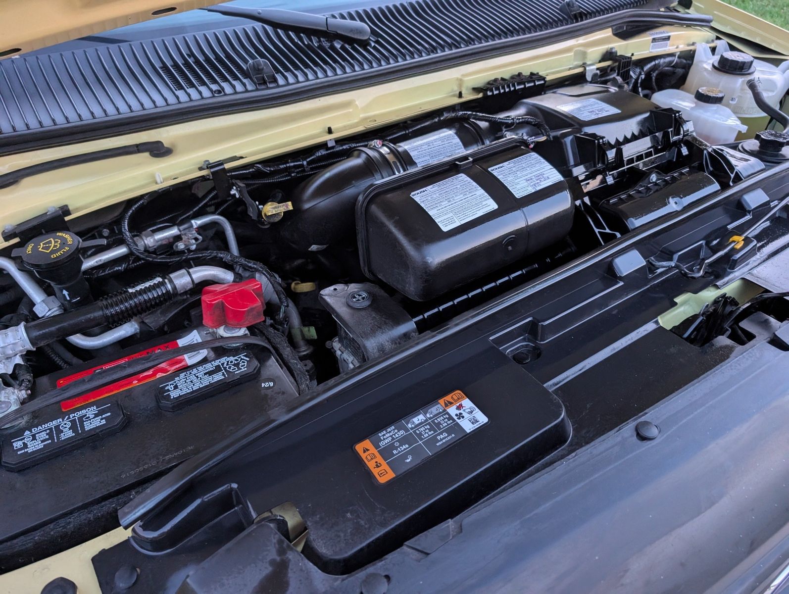 2022 Ford E-Series Chassis 68