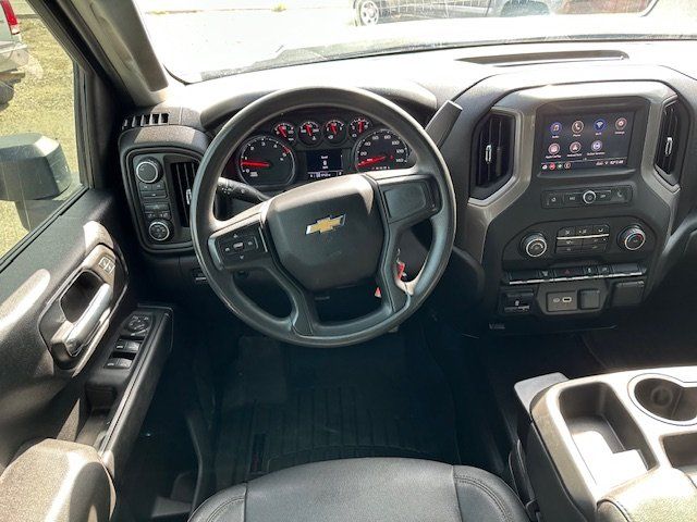 2023 Chevrolet Silverado 3500HD Work Truck photo 10