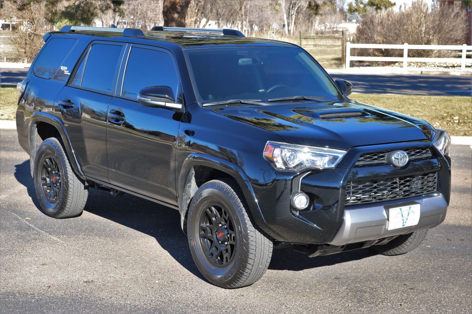 2018-toyota-4runner-trd-off-road-premium-victory-motors-of-colorado