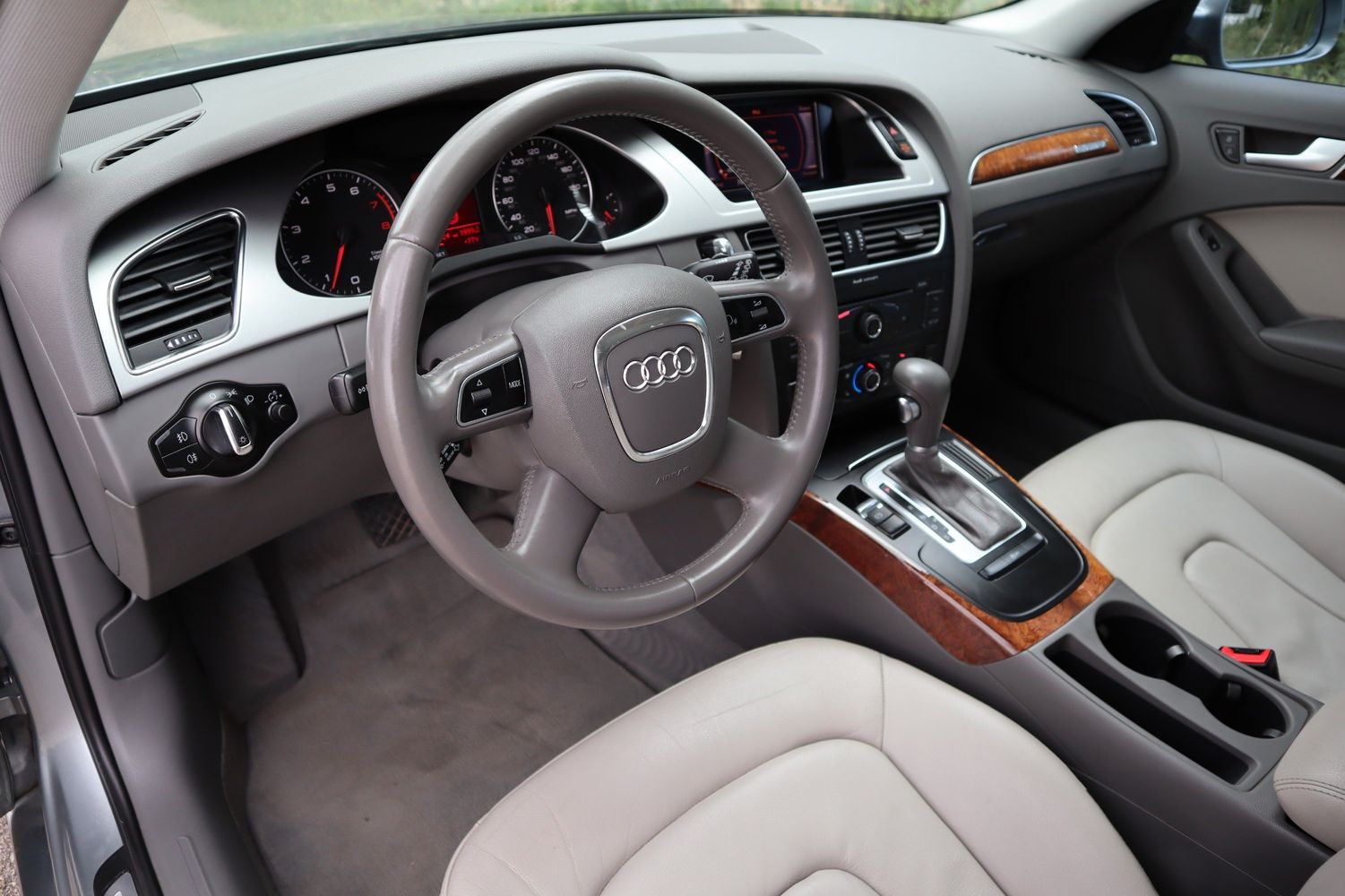 2011 Audi A4 2.0T quattro Avant Premium | Victory Motors of Colorado