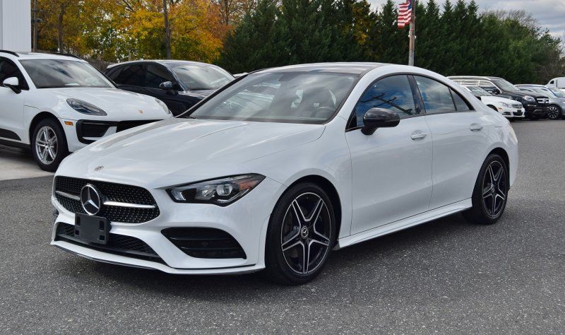2021 Mercedes Benz CLA 250 4MATIC photo 3