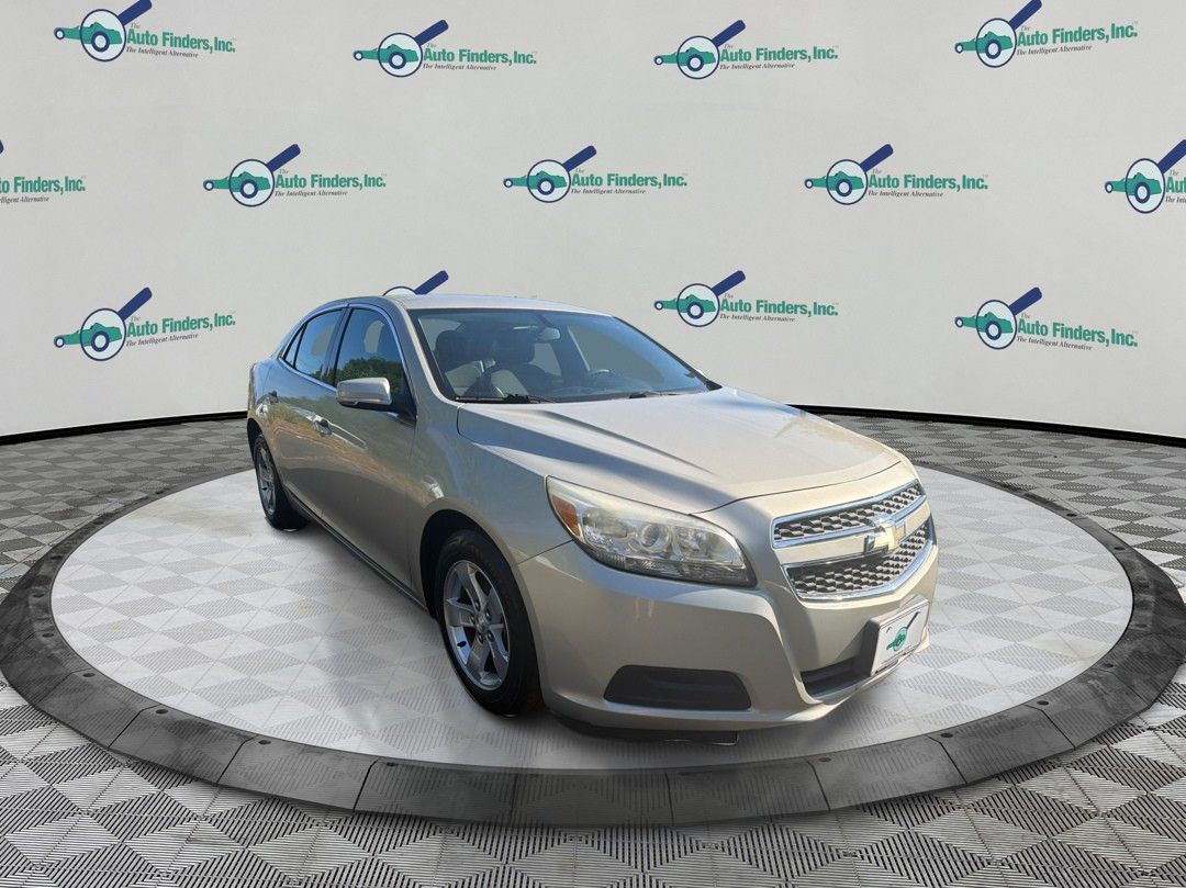 2013 Chevrolet Malibu 1LT's photo