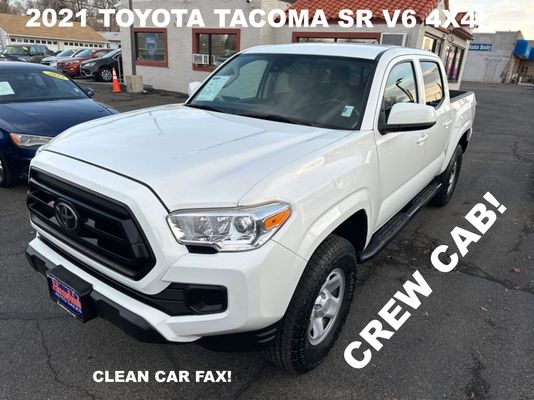 2021 Toyota Tacoma SR's photo