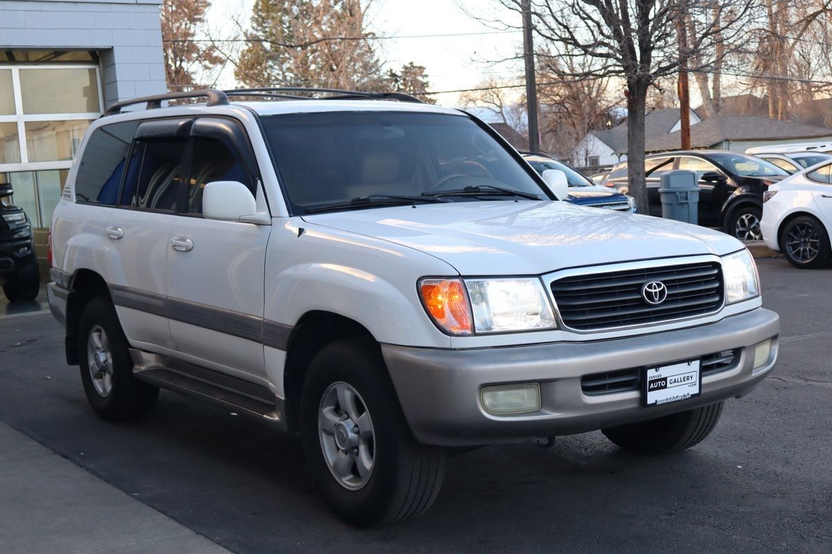2000 Toyota Land Cruiser 