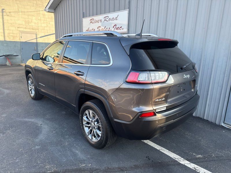2021 Jeep Cherokee Latitude photo 10