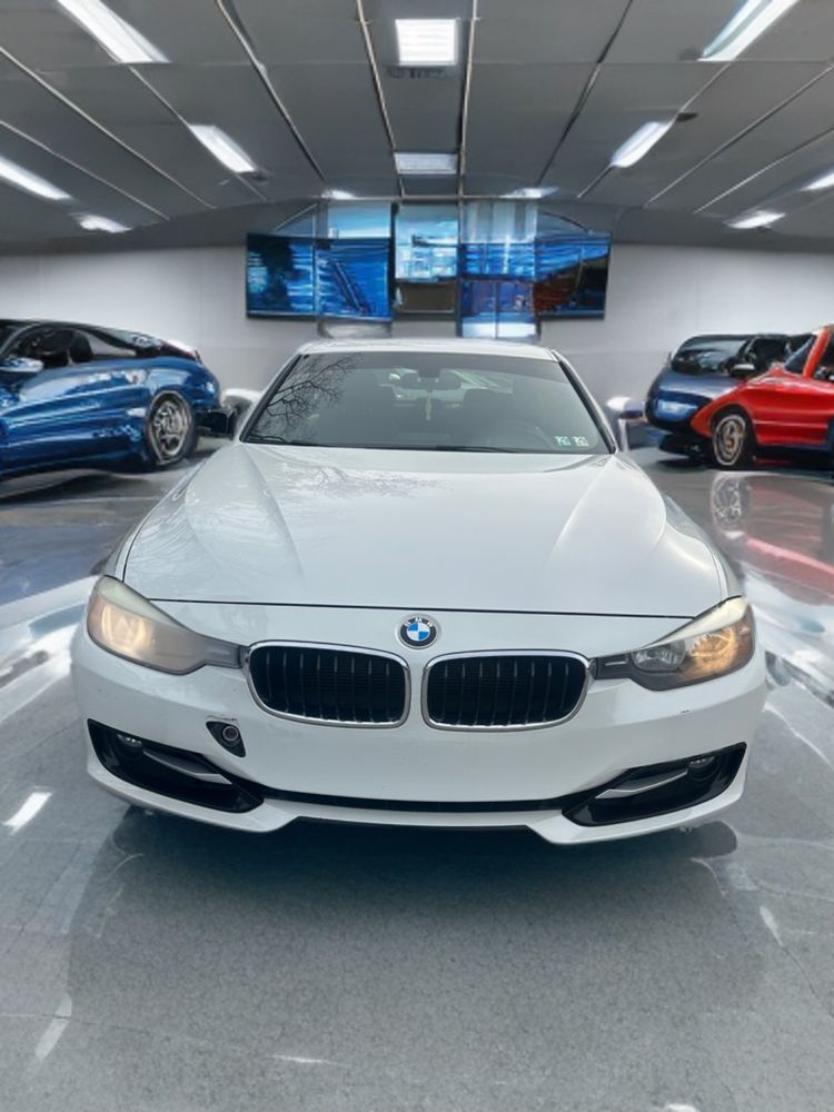 2012 BMW 3 Series 328i