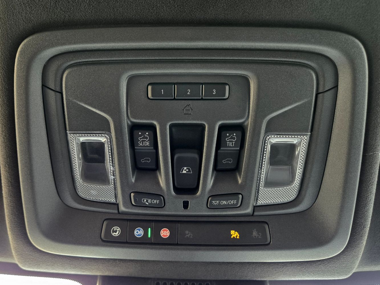 2025 Gmc Sierra HD AT4X photo 28