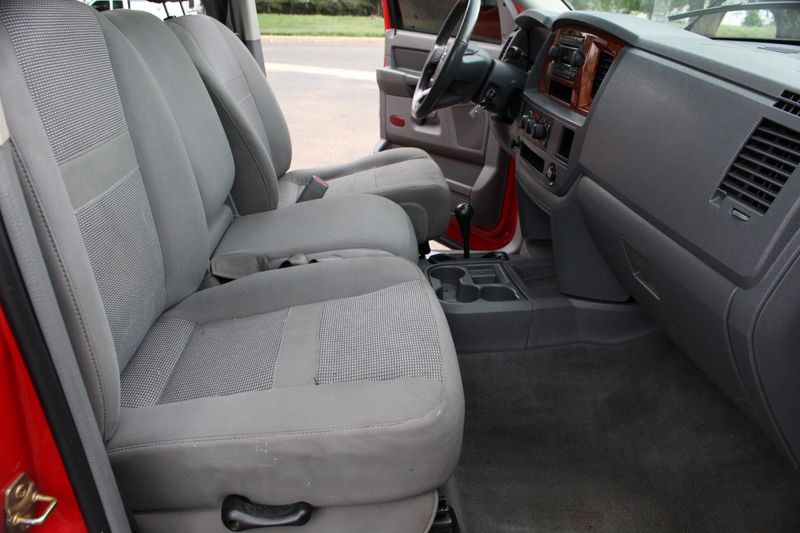 2006 Dodge Ram 2500 SLT | Victory Motors of Colorado