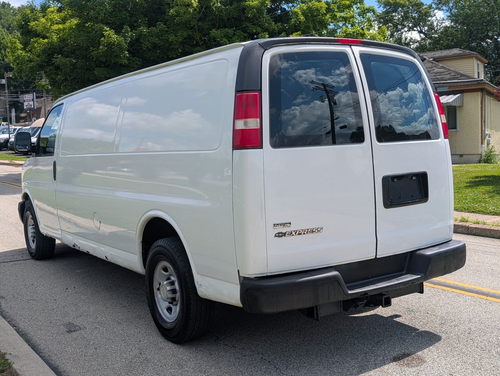 2011 Chevrolet Express 3500 7