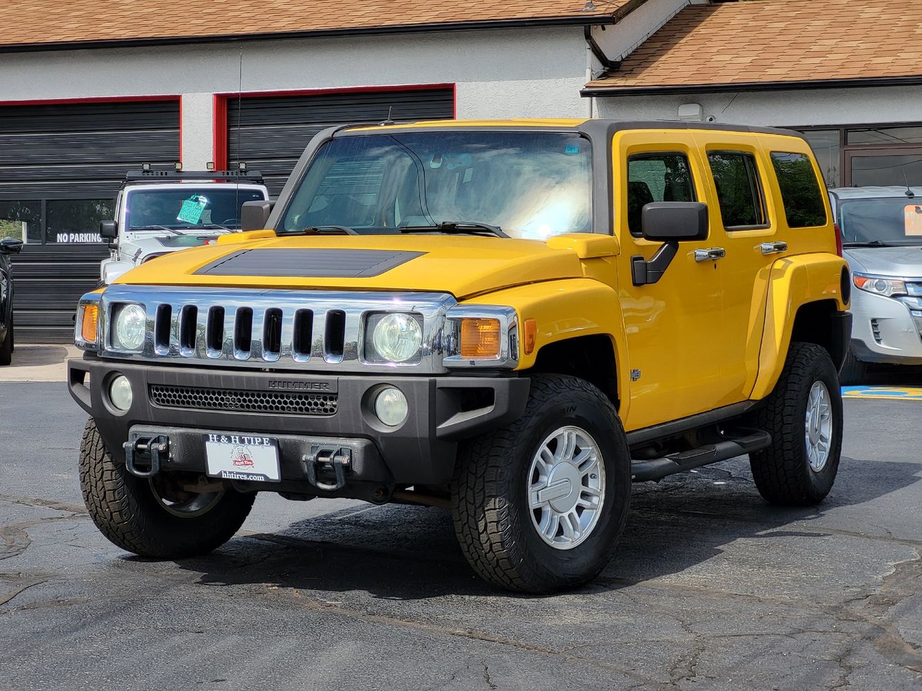 2006 Hummer H3 SUV's photo