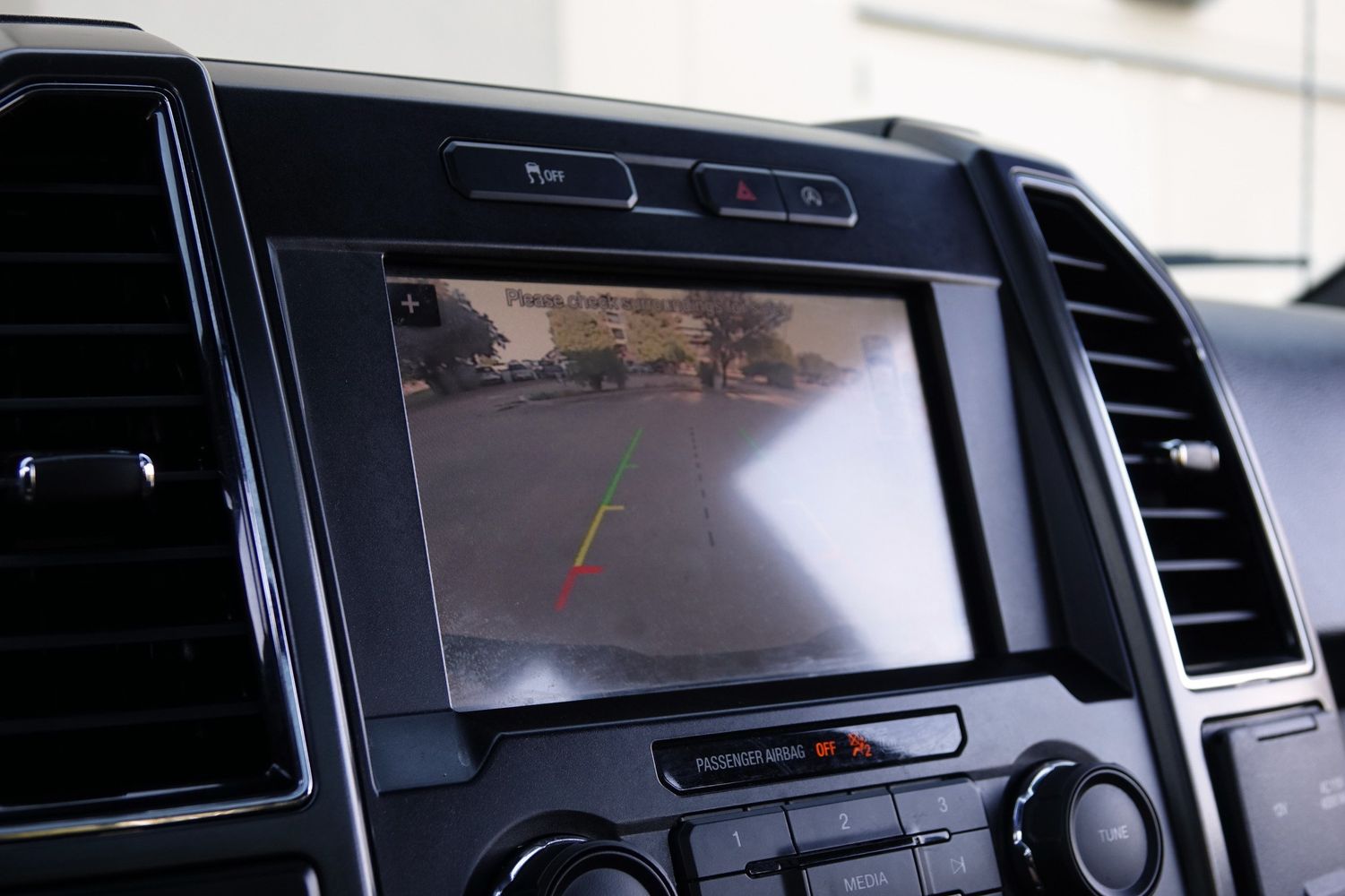 2019 Ford F-150 XLT photo 40
