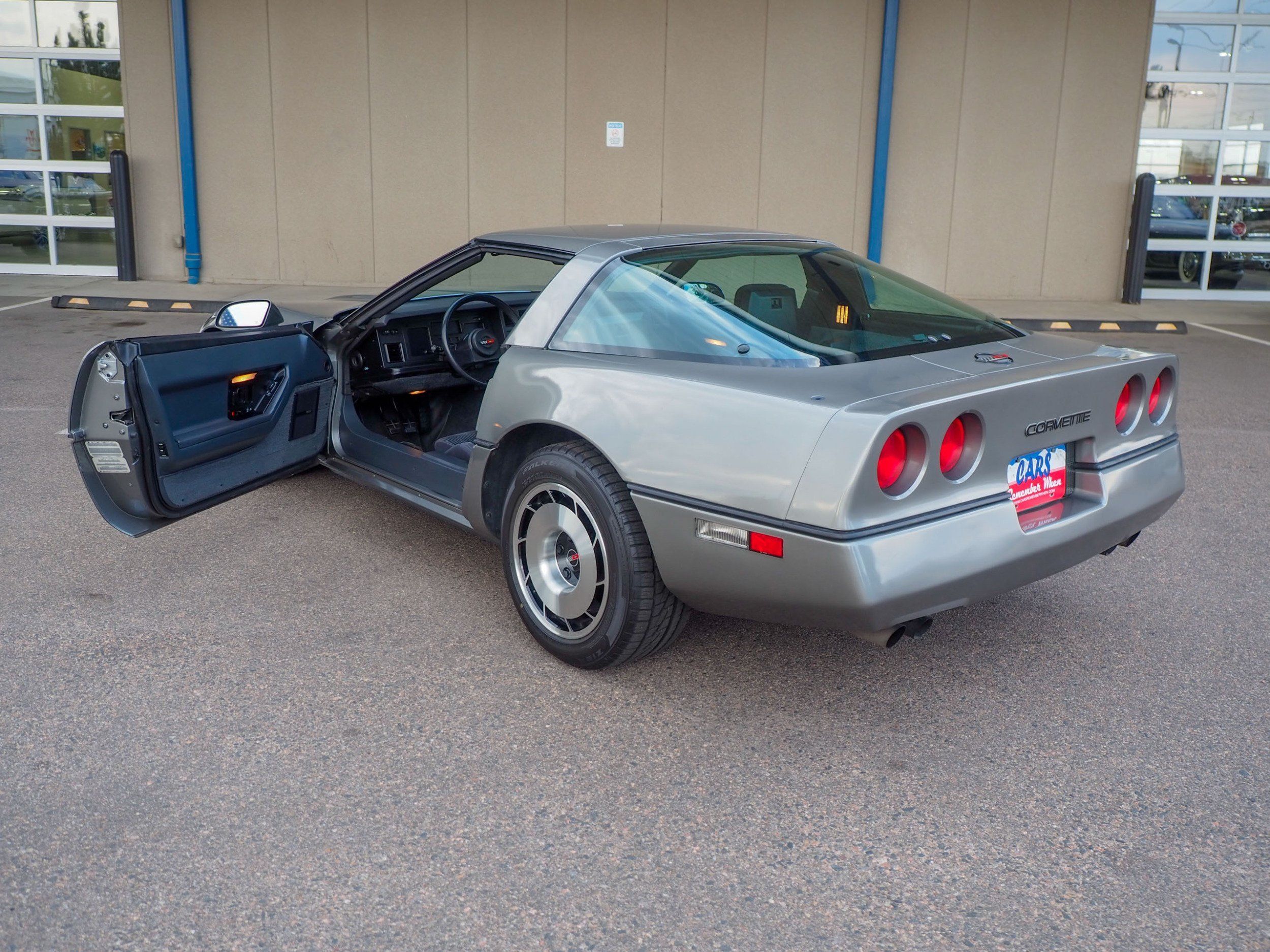 1985 Chevrolet Corvette Silver 