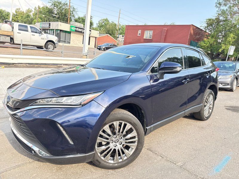 2022 Toyota Venza XLE