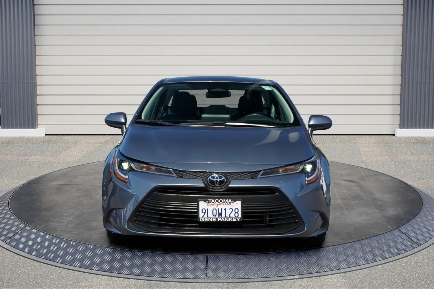 2024 Toyota Corolla LE photo 2