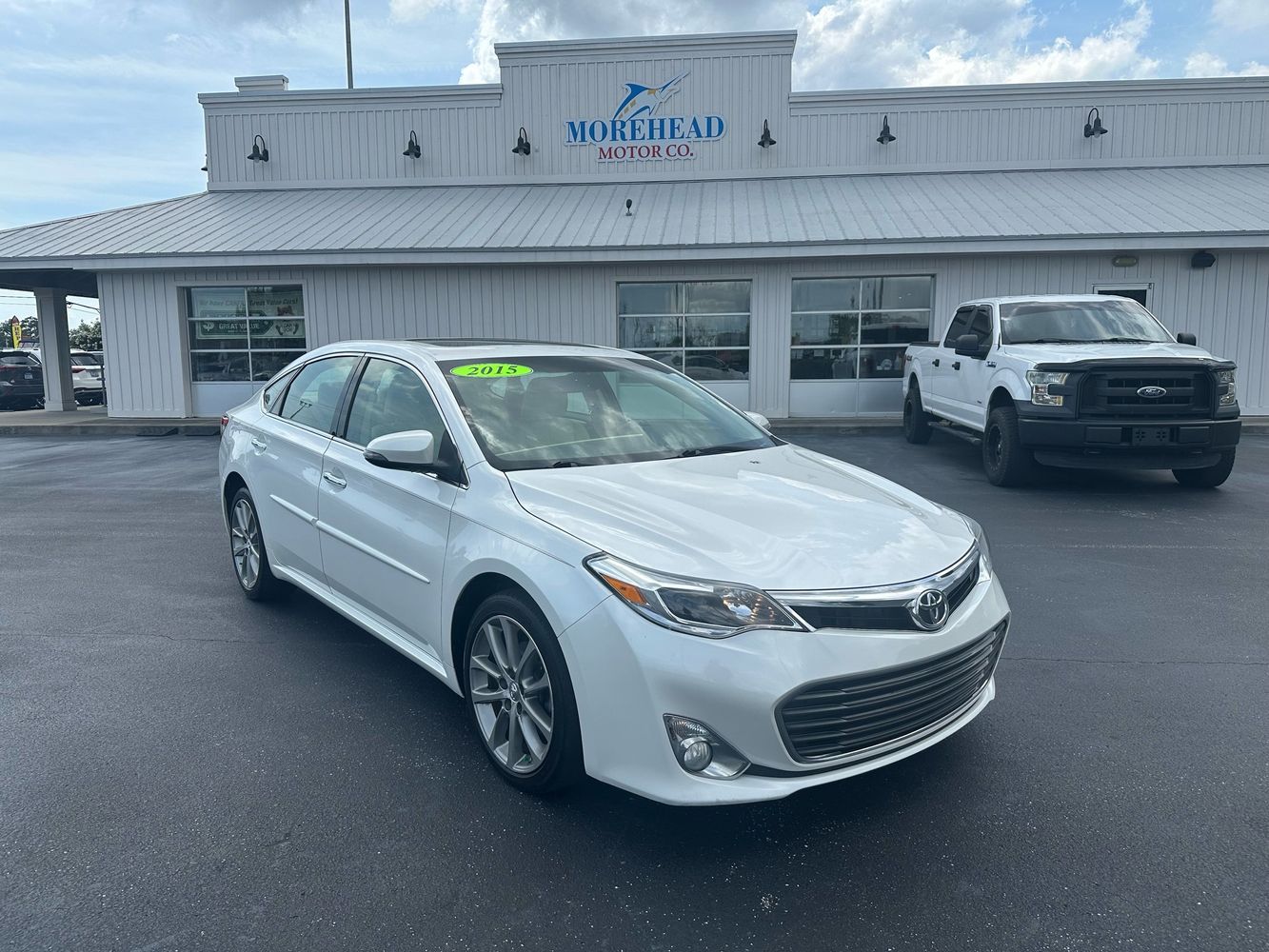 2015 Toyota Avalon XLE Touring's photo