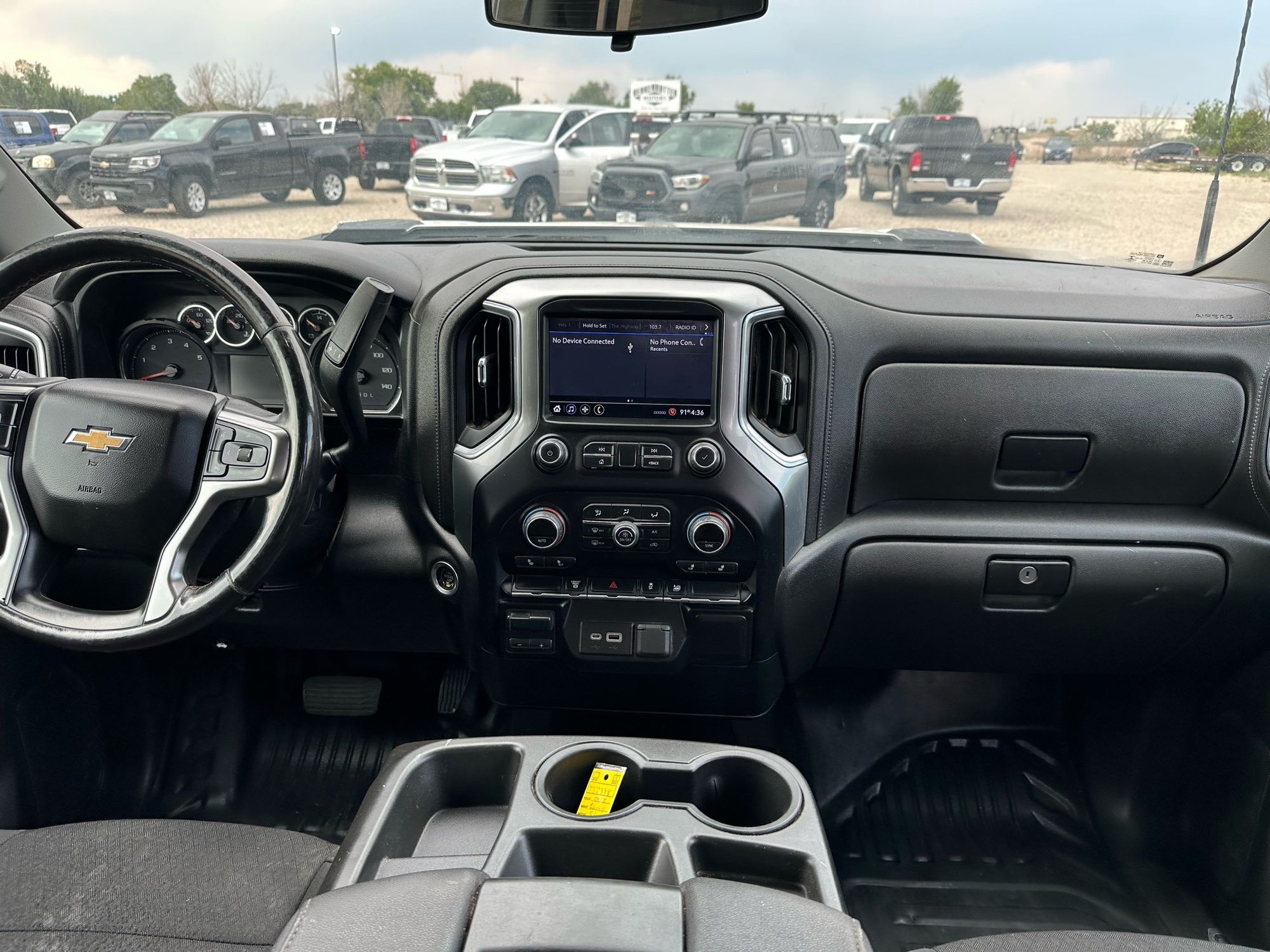 2022 Chevrolet Silverado 3500HD LT photo 25