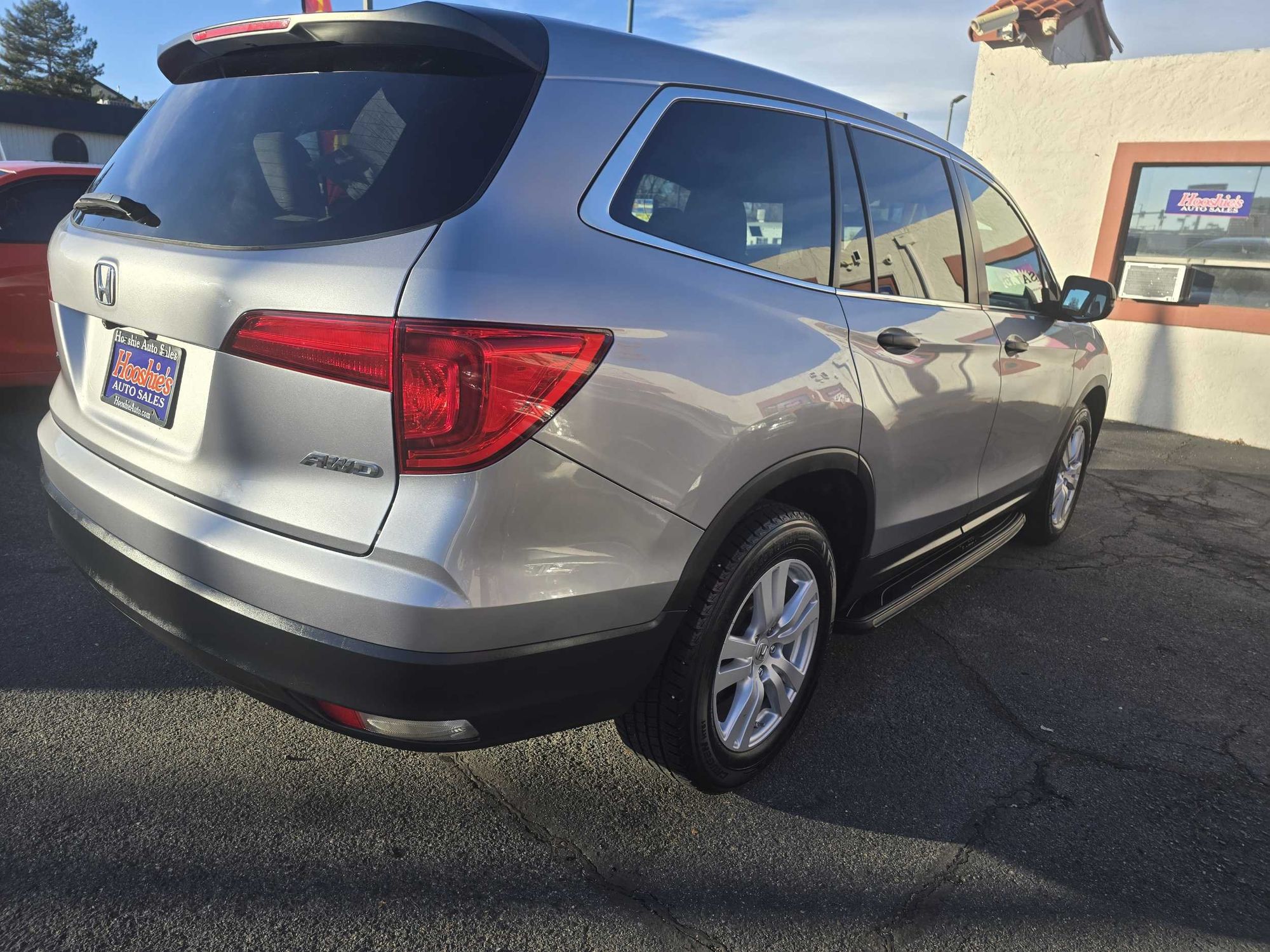 2016 Honda Pilot LX photo 9