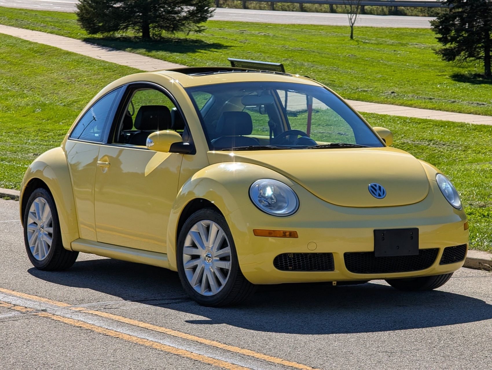 2008 Volkswagen New Beetle 99
