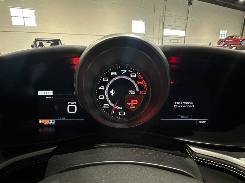 2018 Ferrari GTC4Lusso Base, photo 24