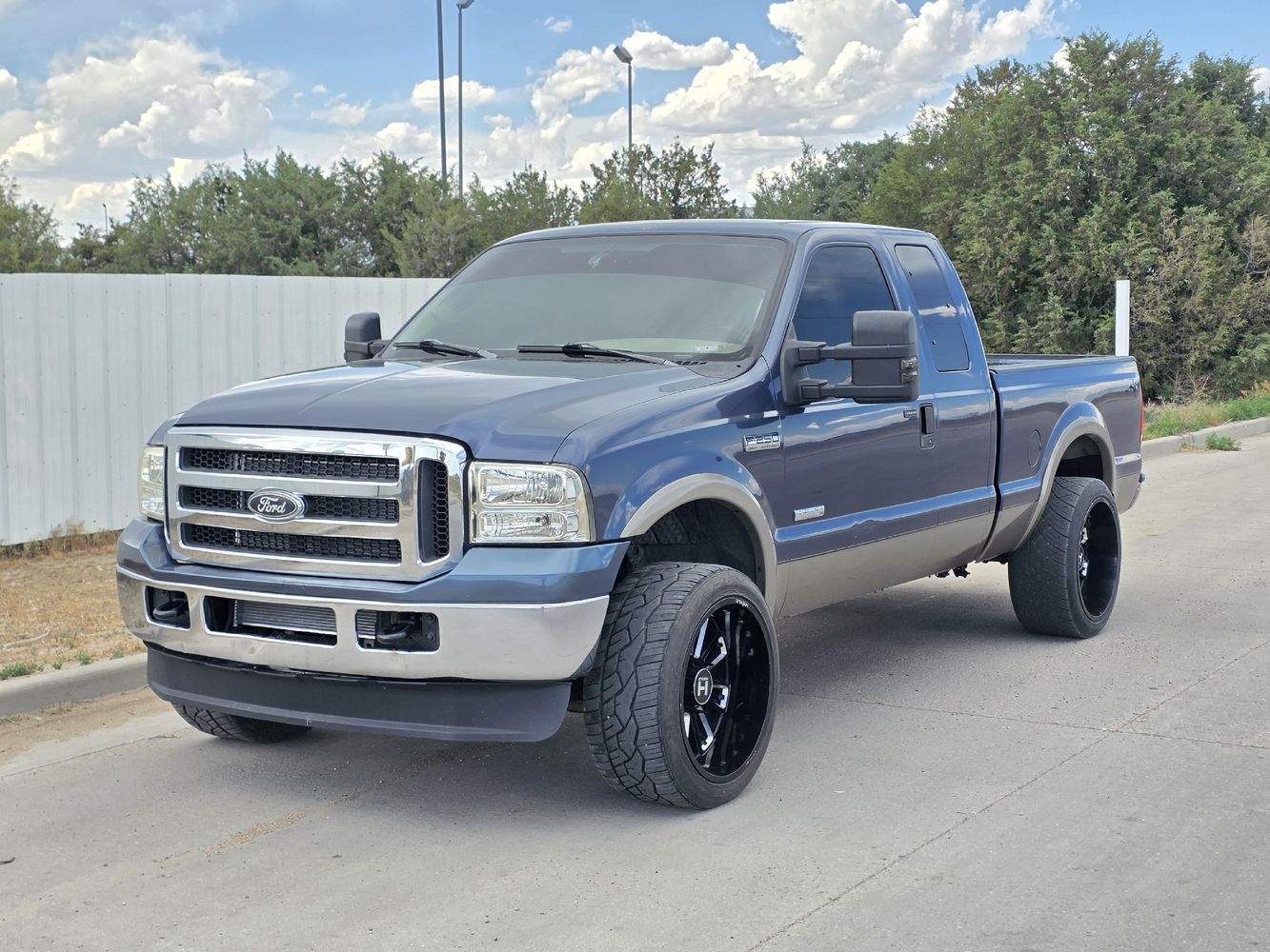 2005 Ford F-250's photo