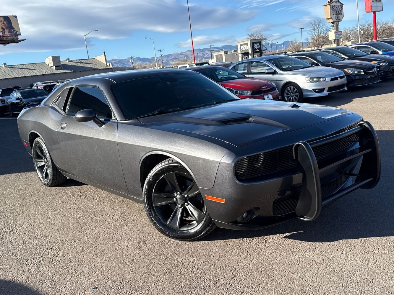 2016 Dodge Challenger SXT's photo