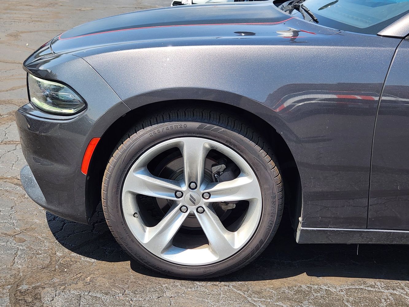 2018 Dodge Charger SXT - Photo 9