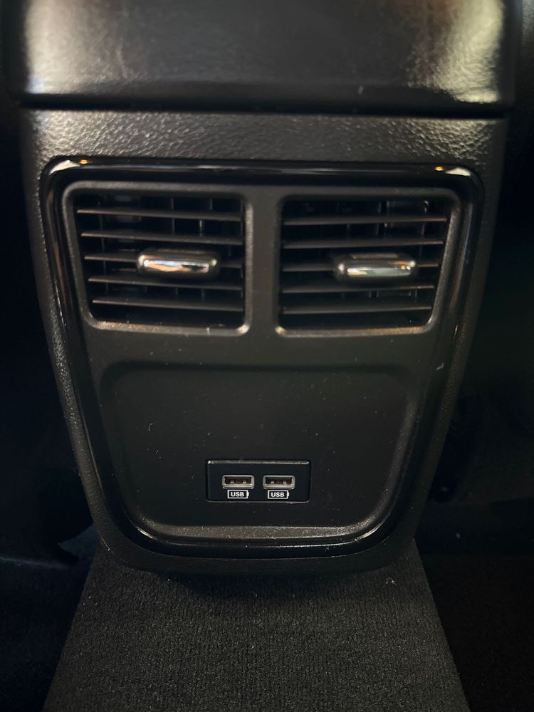 2019 Dodge Charger GT photo 14