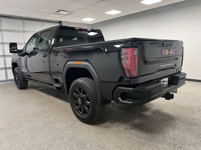 2024 GMC Sierra 2500HD AT4 ClearShift