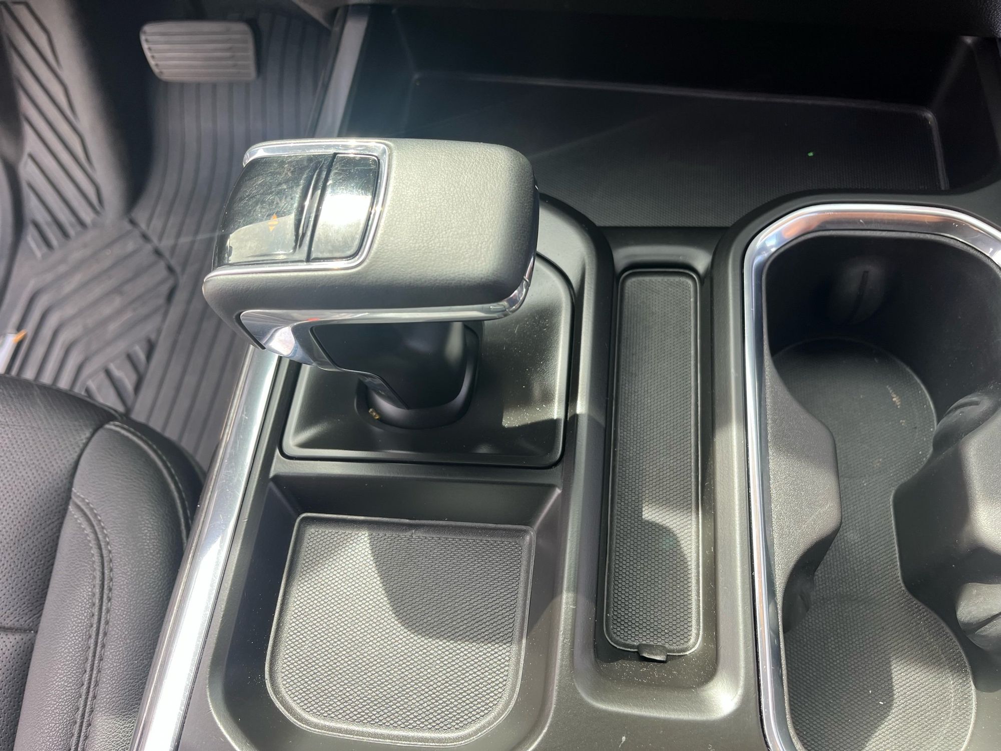 2024 Chevrolet Silverado 1500 LTZ photo 22