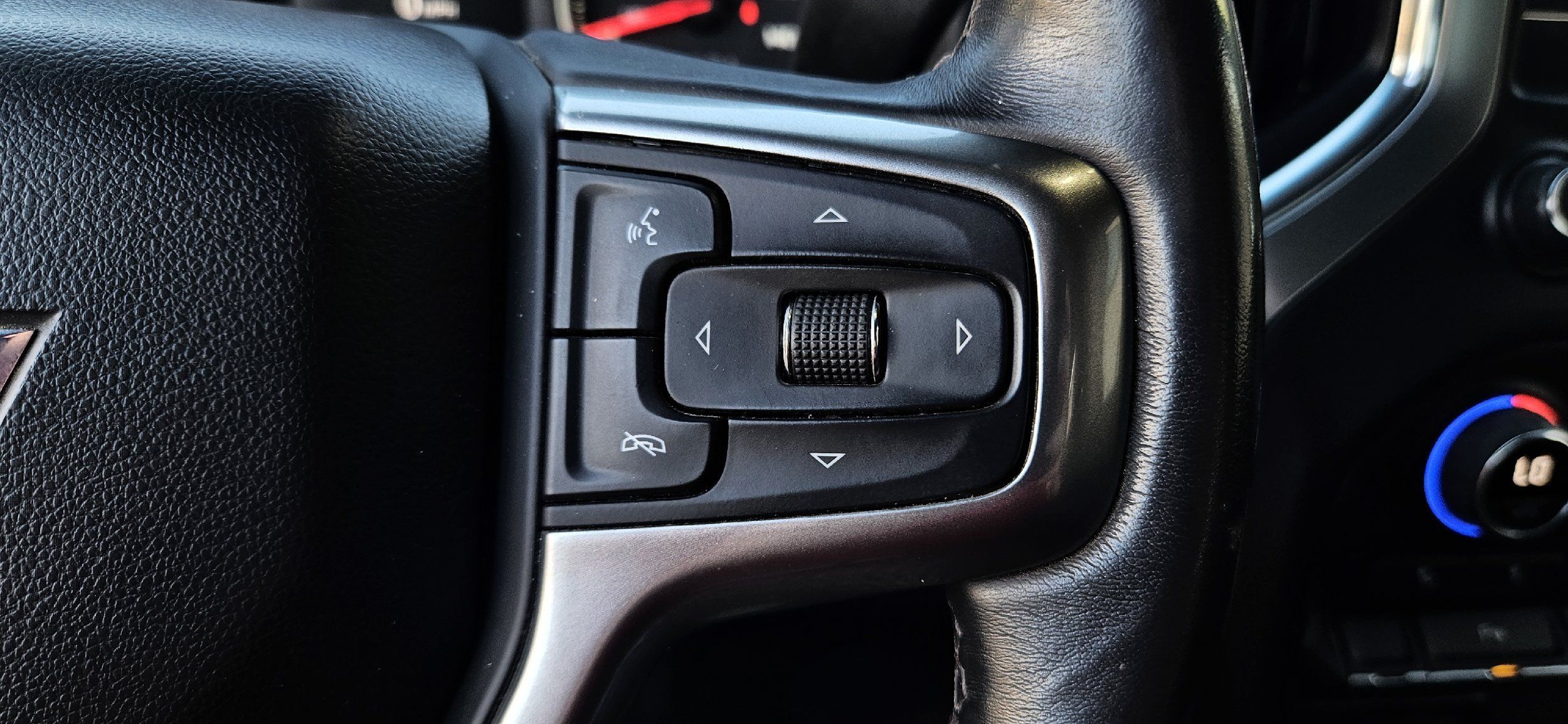 2022 Chevrolet Silverado 1500 Limited LT Trail Boss - Photo 12