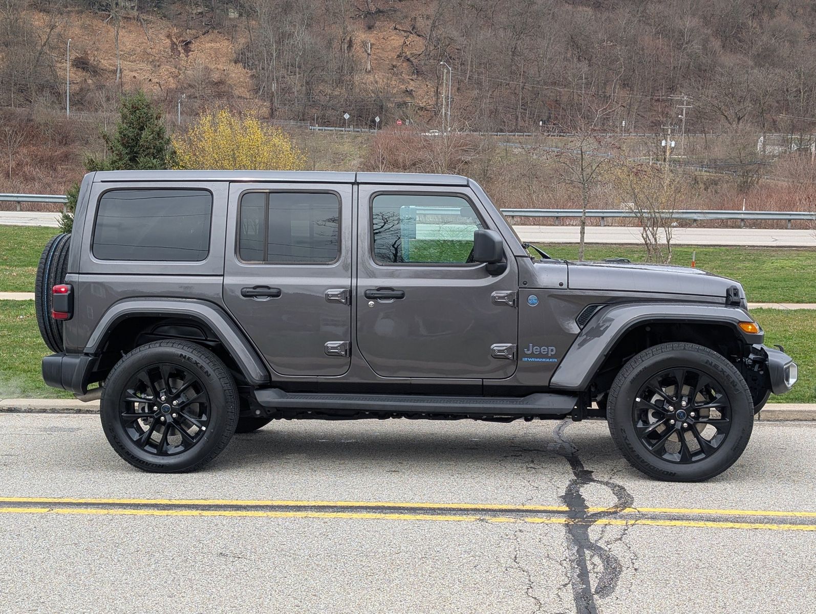 2025 Jeep Wrangler 4xe 4